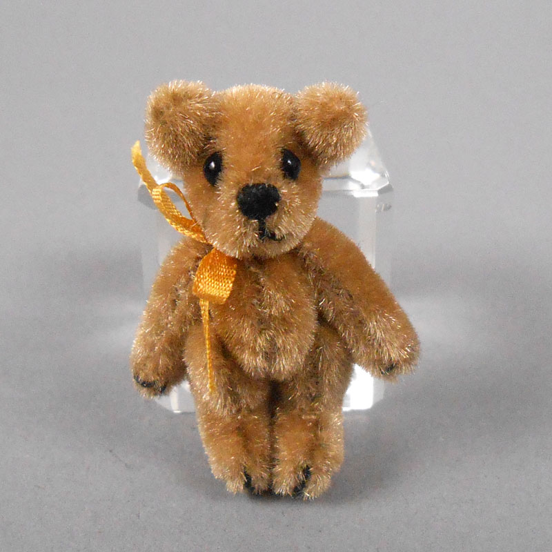 Antique Gold Velvet 1.5 inch Bear